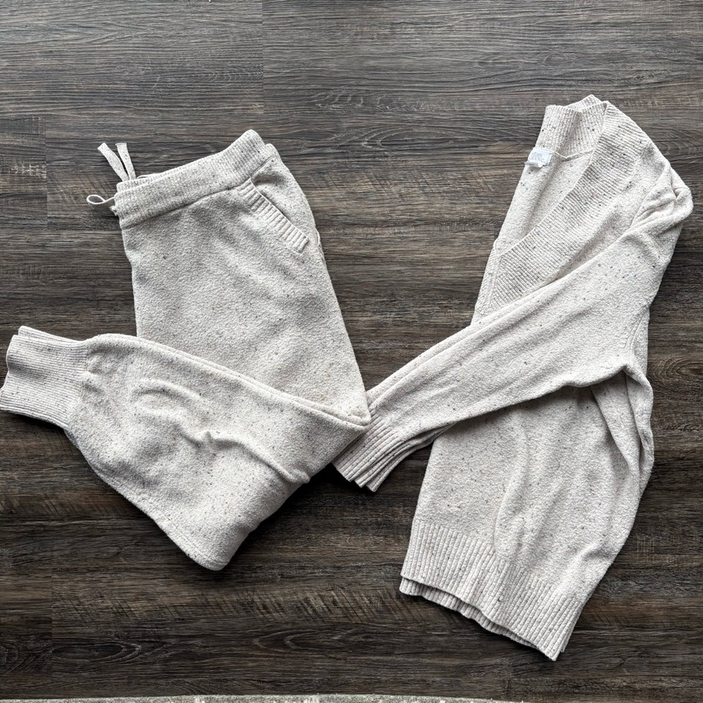 Sweater Set - joggers & v-neck sweater - speckled cream color - cotton blend - Picture 2 of 11